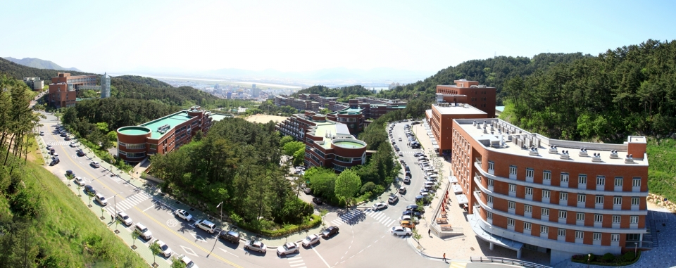 신라대가 교육부와 한국장학재단의 파란사다리사업 부산·울산·경남지역 수행 대학으로 선정됐다.