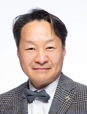 강건욱 교수.