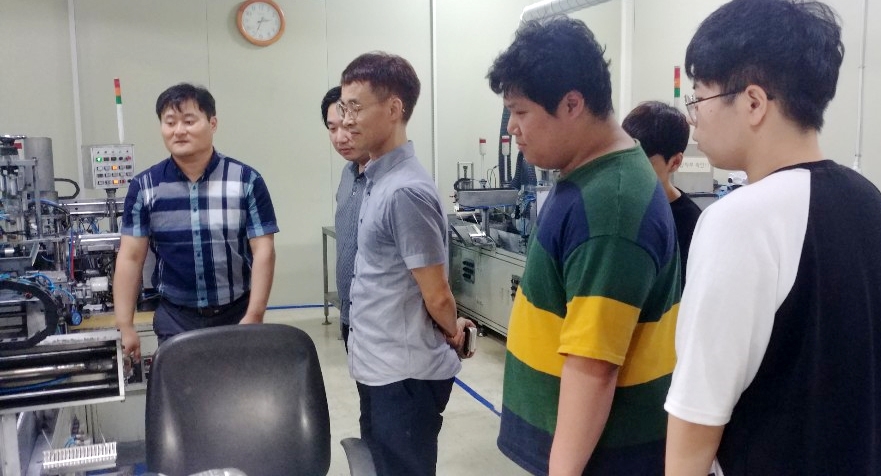 원광대 기업지원센터가 송백이엔에스에서 재직자 교육을 실시했다.
