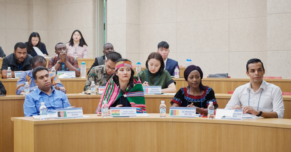 글로벌협력대학원이 12일 ‘한림-KOICA 석사학위 프로그램’ 환영식을 개최했다.
