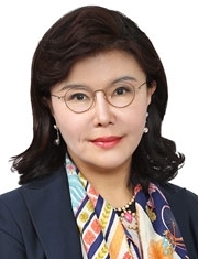 강소영 교수