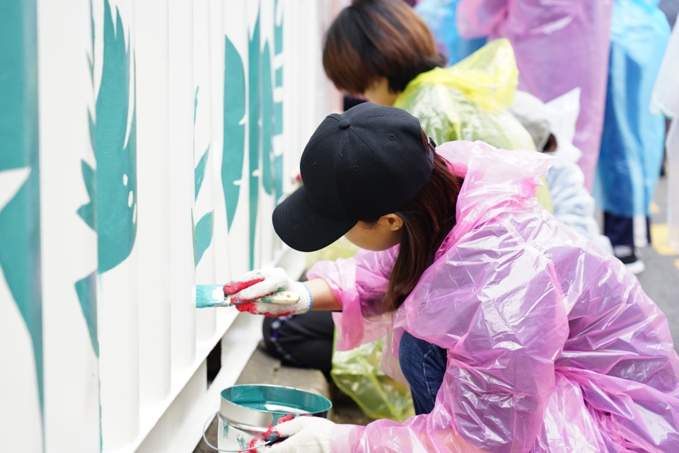 경인여자대학교가 계양 안전 시그니처 조성사업 벽화그리기에 참여했다.