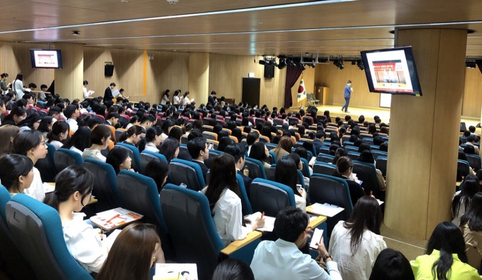 부천대학교가 ‘2019 제주항공 하반기 채용설명회’를 개최했다.