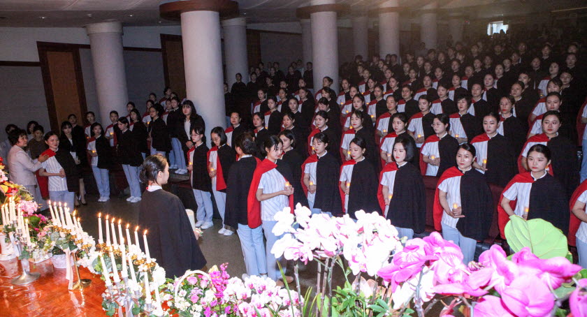 동남보건대학교 간호학과가 제38회 나이팅게일 선서식을 가졌다.