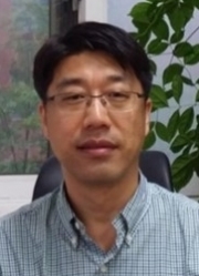 진성욱 교수