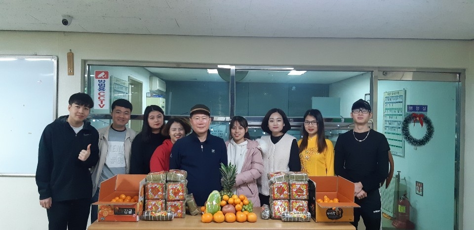 포항대가1월 24일 국제교육개발원 주관으로 외국인 유학생을 위한 ‘설맞이 베트남 음식 나눔 행사’를 열었다