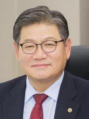 김수갑 총장