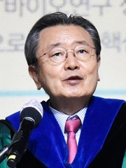 권대봉 인천재능대 총장