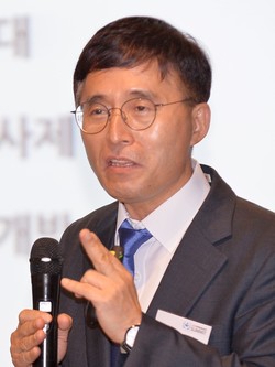 황홍규 한국대학교육협의회 사무총장