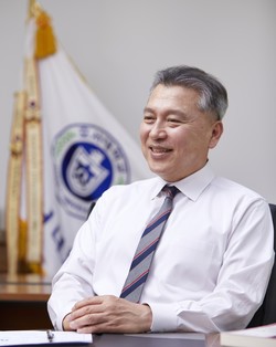김대현 총장