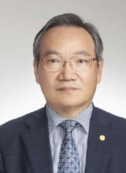 정대화 신임 이사장