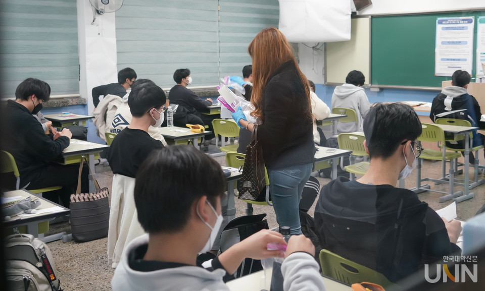 2022 수능을 보는 수험생들. (사진=서울시교육청)