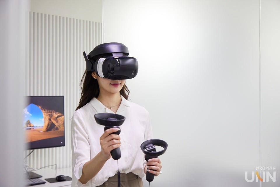 AI융합혁신센터-VR 체험존.