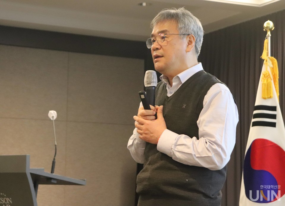 한광식 전문대교협 산학교육혁신연구원장.(사진=이중삼 기자)