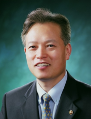 백용호 석좌교수