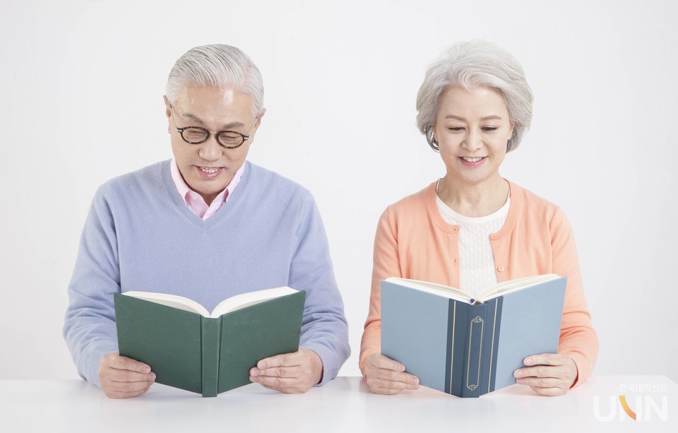 직장인 10명 중 8명꼴로 대학에서 평생직업교육을 받기를 원했다.(사진=한국대학신문DB)