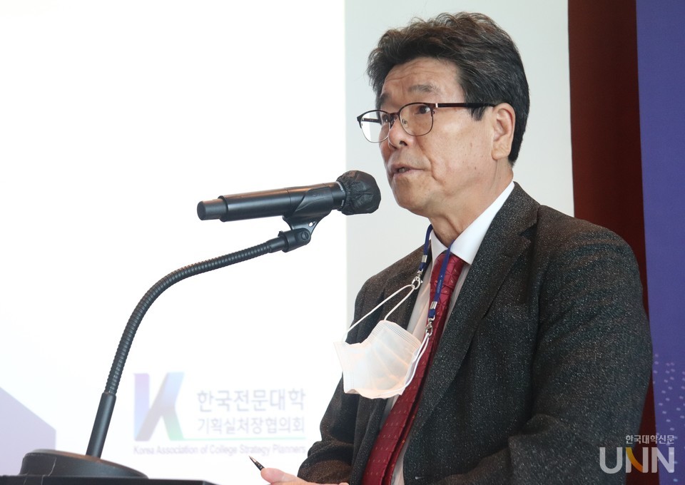 최용섭 한국대학신문 주필 겸 편집인.(사진=이중삼 기자)