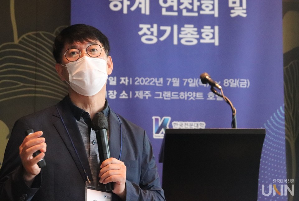 우병훈 전주비전대 기획처장.(사진=이중삼 기자)