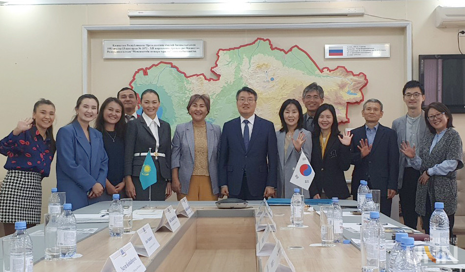 카자흐스탄 국립 아바이사범대학교와 업무협약.
