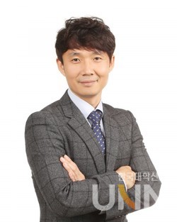 김정모 교수.