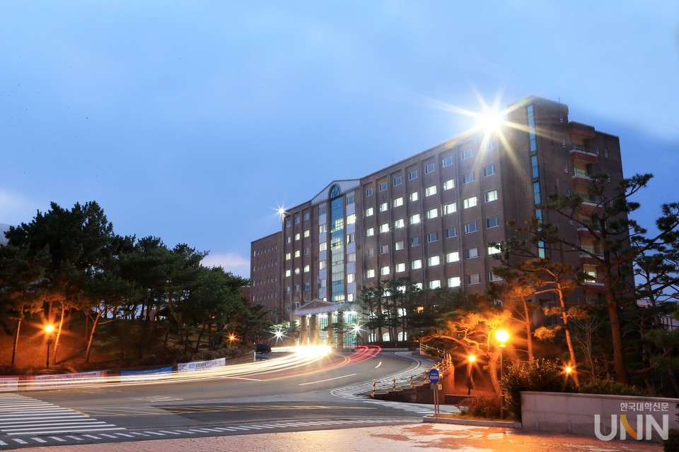 포항대 평보관(대학본관) 전경 (사진=포항대)