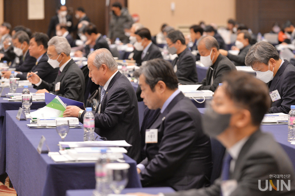 지난달 31일 서울 양재 더케이호텔에서 열린 2023년 대교협 정기총회에는 148개교 총장들이 참석해 고등교육 현안에 대한 의견을 나눴다. (사진=한명섭 기자)