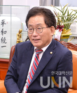 유기홍 국회 교육위원장