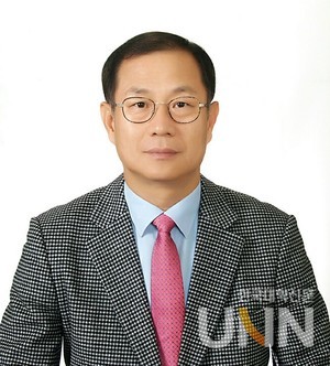 김성근 교수.