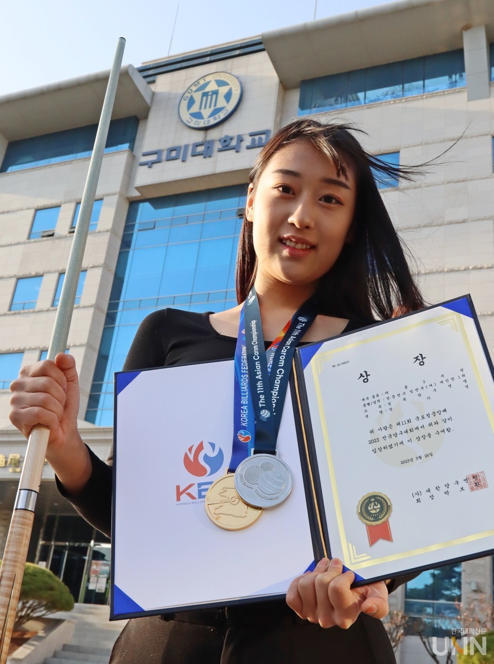 여자 3쿠션 국내 랭킹 2위인 장가연은 올해 세계선수권에 출전해 좋은 성적을 거두는 것이 목표라고 설명했다.