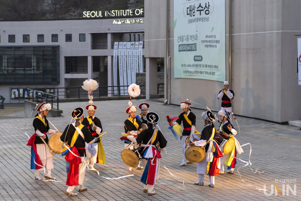 대상을 받은 서울예대 한국음악전공 한국음악단.