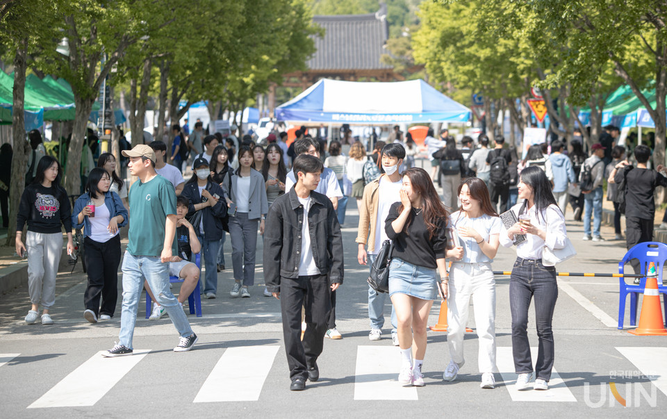 전북대, 대학과 지역 소통하는 대동제 연다 < 대학뉴스 < 뉴스 < 기사본문 - 한국대학신문 - 429개 대학을 연결하는 '힘'