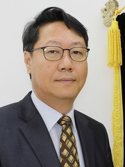 김승호 한국승강기대 총장직무대행