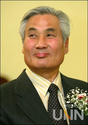 고 김진균 서울대 명예교수.