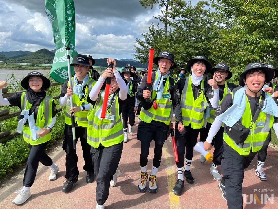 국토대장정 에 나선 학생들.