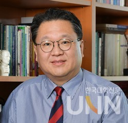 김성준 교수.