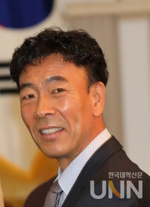 송재욱 교수