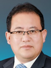 김석영 경남도립남해대학 단장.