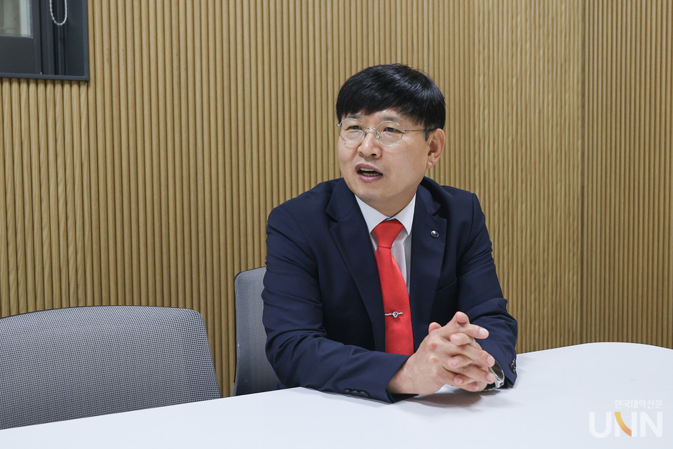 최동일 한국전문대학입학관리자협의회 회장(경남정보대 입시관리처 입시관리실장)이 향후 협의회 운영 계획을 말하고 있다.