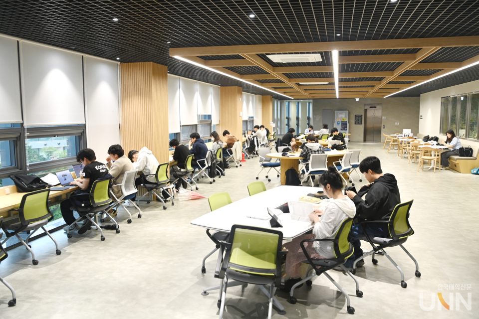 핵심역량도서관. (사진=국립부경대 제공)