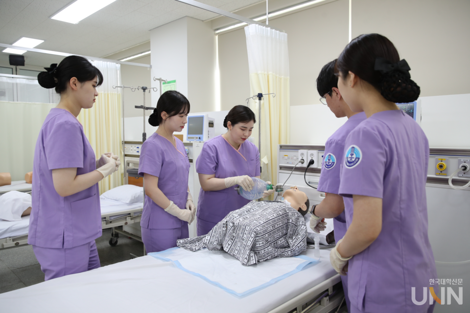 간호학과 실습교육 모습.