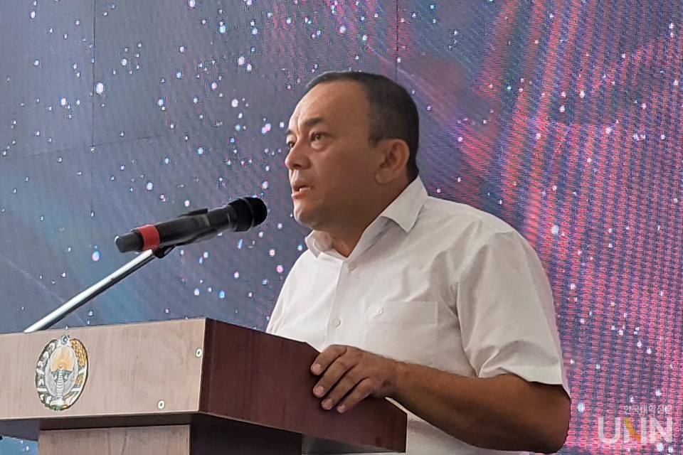 베코브 바크티요르 샤이콘토후르대통령전문학교장이 환영사에서 이번 박람회 개최에 대한 감사 인사를 전하고 있다. (사진=주지영 기자)