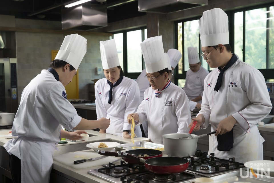 동원과학기술대학교 호텔외식조리과