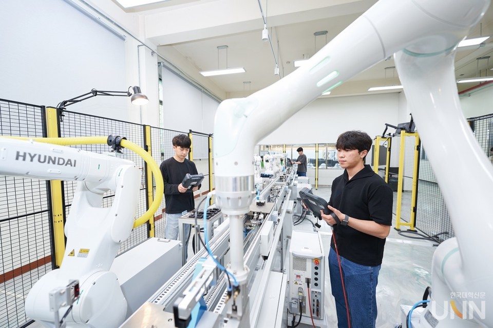 울산과학대 로봇응용기술교육센터. (사진=울산과학대 제공)