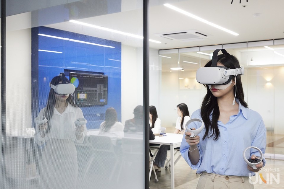 VR활용교육(VR체험존). (사진=한양여대 제공)