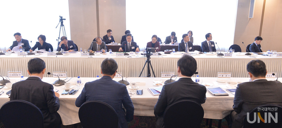 지난 6일 서울 중구 프레지던트호텔에서 개최된  ‘2024 일반대 UCN 프레지던트 서밋’에서 참석자들이 의견을 나누고 있다. (사진=한명섭 기자)