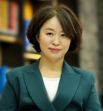 김태경 동의과학대 국제협력처장은 교육계와 산업계, 지자체 등이 함께 외국인 인력 양성에 나서야 함을 당부하며 ‘외국인 요양·간병 돌봄인력 양성대학’ 제도 필요성을 설명했다.