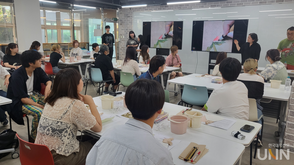 2024년 동서대와 규슈산업대학 국제교류 25주년 및 한국전통 민화그리기 워크숍.