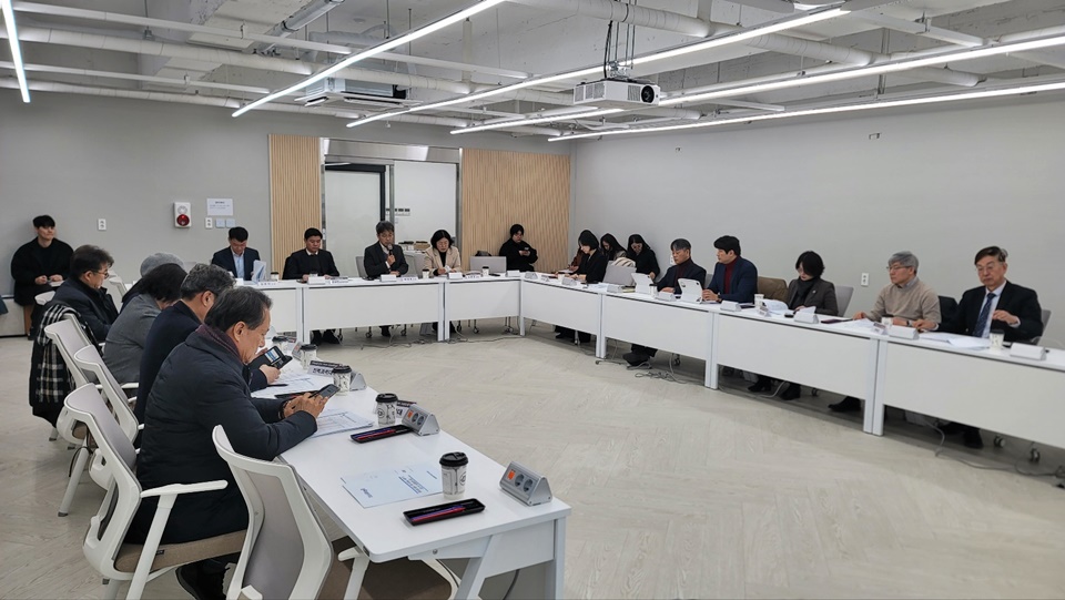 전북도는 지난달 지역대학 라이즈사업단장, 기획처장 등이 참여하는 연석회의를 열고 라이즈 관련 사안에 대해 논의했다. (사진=전북도)