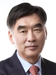 박영범 한성대 명예교수(전 한국직업능력연구원 원장, 전 한국산업인력공단 이사장). 