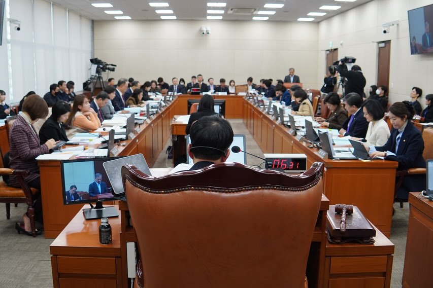 보건의료인력 수급추계위원회(추계위)가 의과 대학 정원을 심의하는 내용을 골자로 한 개정안이 국회 보건복지위원회(복지위)를 통과했다. (사진=박주민 의원실)